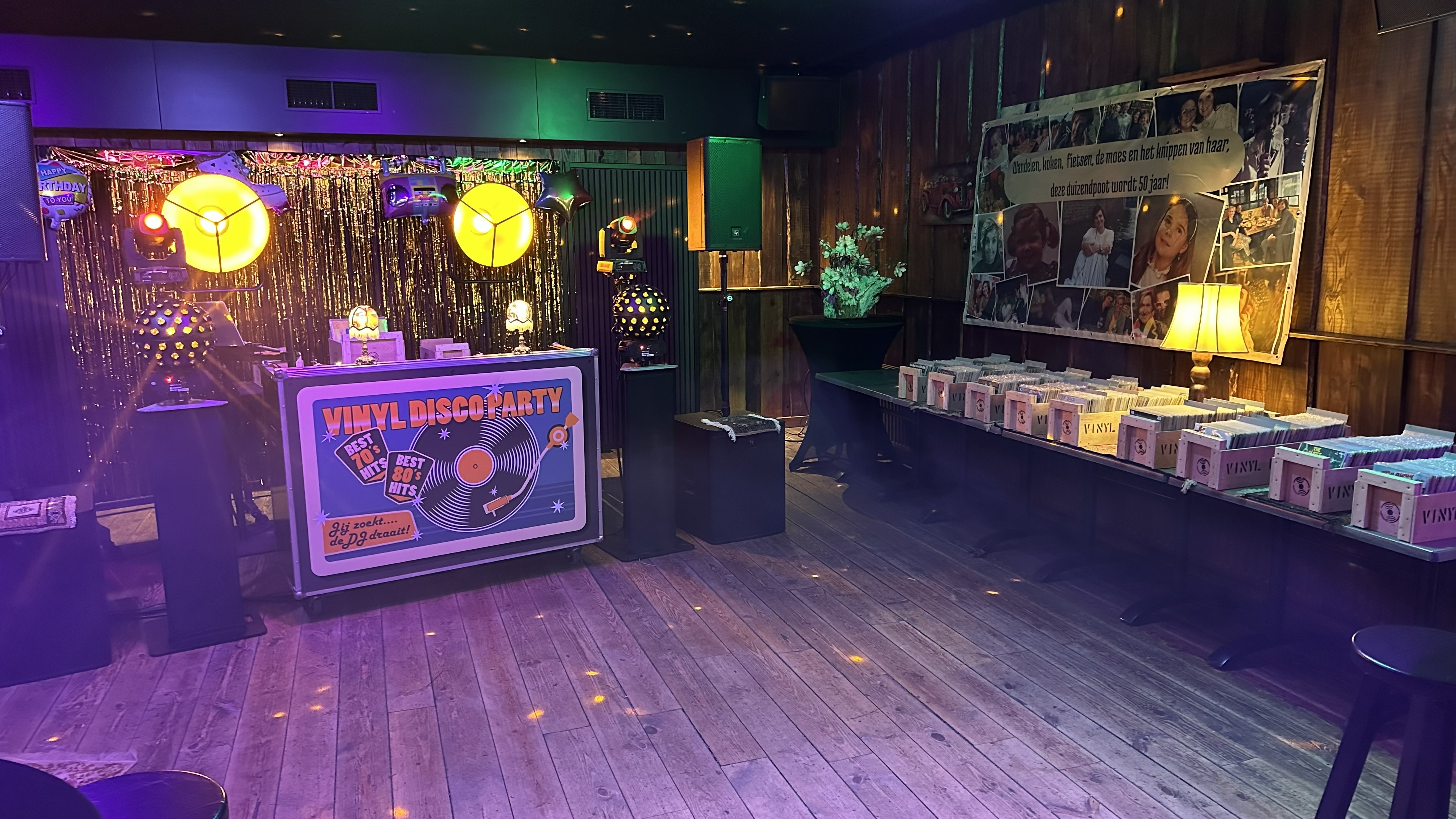 Platenbakken vol met vinyl klassiekers